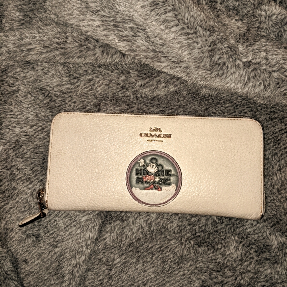 Limited Edition COACH Minnie Mouse wallet